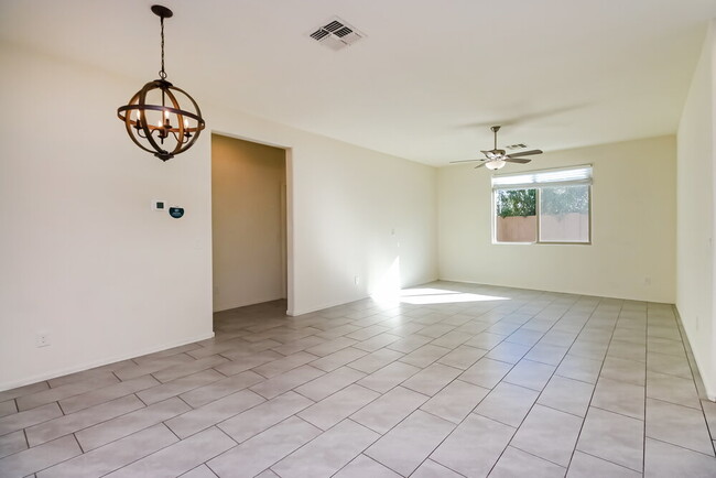 Photo - 7847 E Boise St