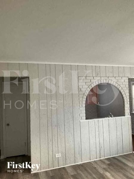 Photo - 16865 Bulger Ave