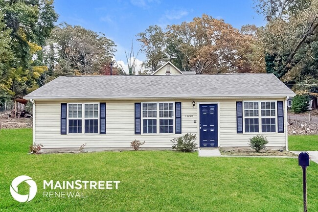 Building Photo - 1850 Adams Ave