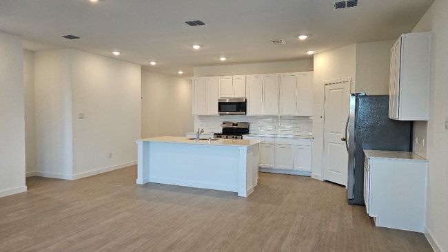 Photo - 6747 Welsh Dr