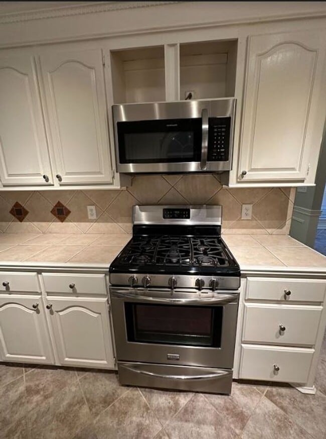 Photo - 2206 Pinehaven Dr