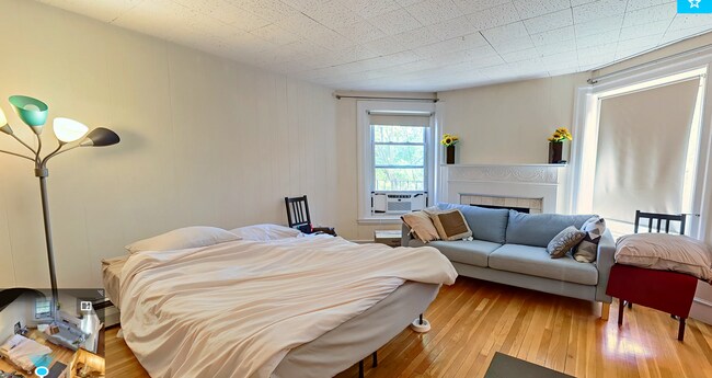 Photo - 1063 Beacon St Unit 8