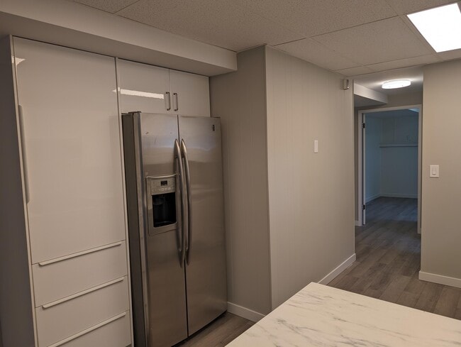 Photo - 45574 Lewis Ave