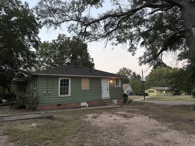 Photo - 519 Grand Ave