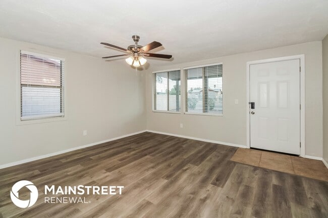 Photo - 718 W Louisiana St