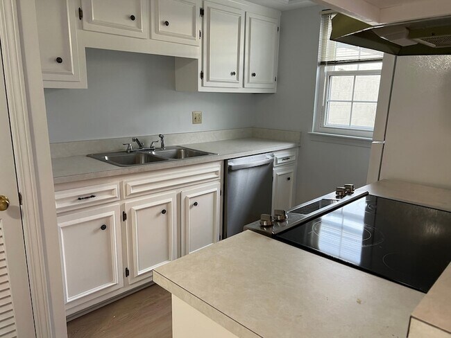 Photo - 8300 Sawyer Brown Rd Unidad K302