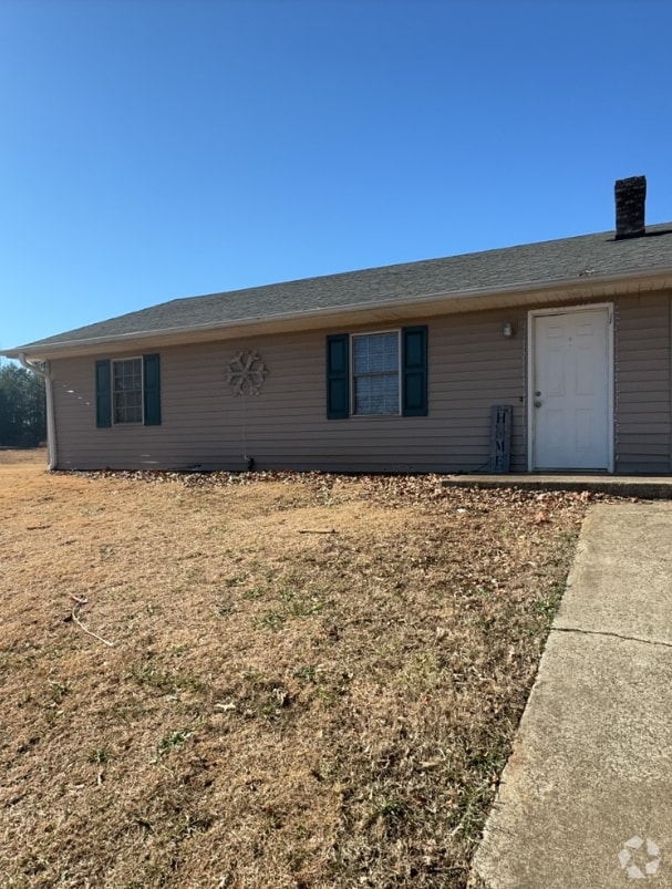 Building Photo - 2 bedroom duplex in Pendleton Rental