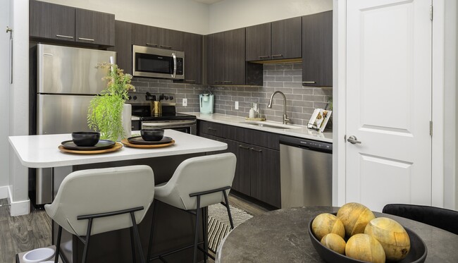 Photo - 644 City Station