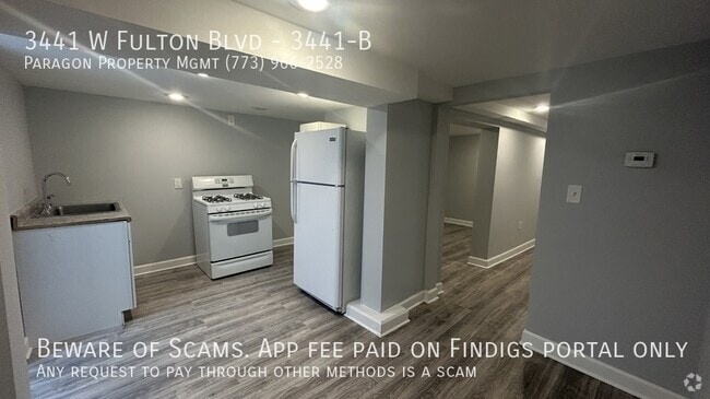 Building Photo - 3441 W Fulton Blvd Unit 3441-B Rental