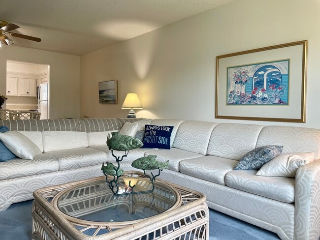 Photo - 701 Poinsettia Rd Unit 326