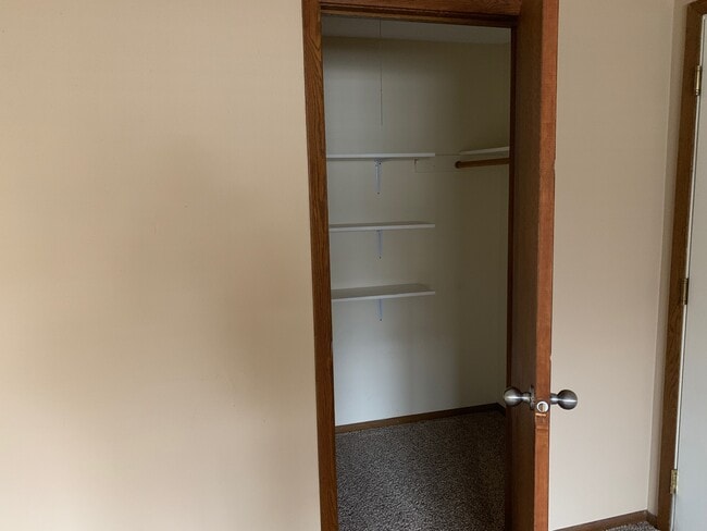 Photo - Crestwood Apartments