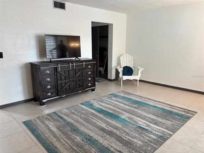 Photo - 2020 World Pkwy Blvd Unit 10