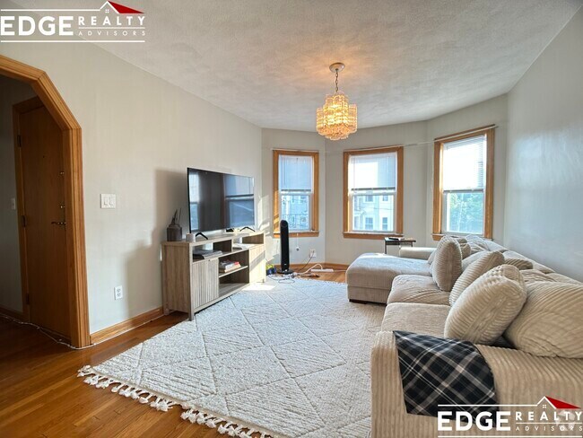 Building Photo - 60 Claymoss Rd Unit 3 Rental