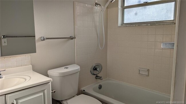 Photo - 2600 SE Ocean Blvd Unit EE3