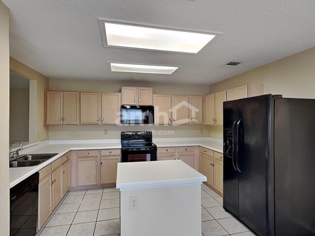 Photo - 16635 Blanco Ky