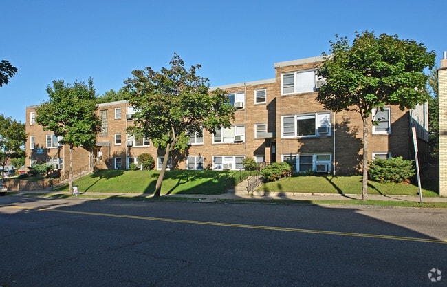 Building Photo - 699 3rd St East