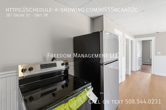 Photo - 387 Grove St Unit 3R