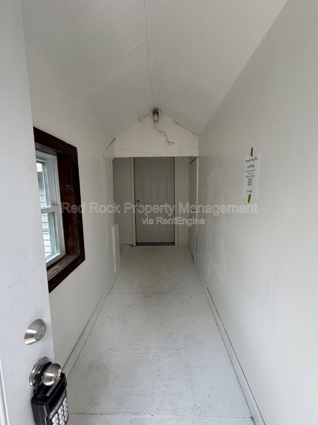 320 Highland Ave