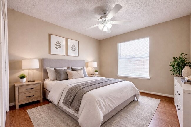 Photo - 3511 Palm Grove Dr