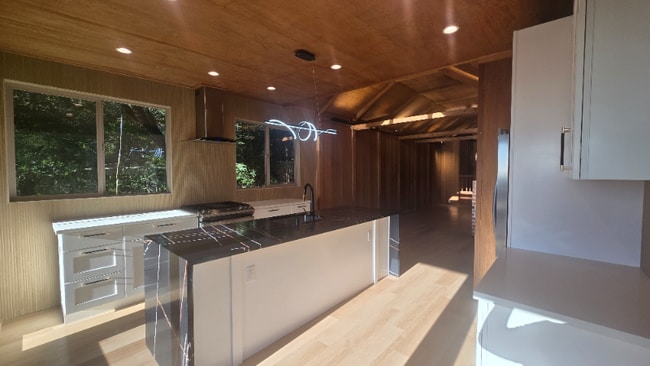 Photo - 2665-2665 Shasta Rd Unit 2