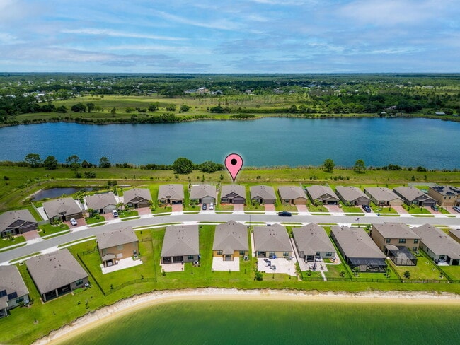 Photo - 2053 Farmhouse Rd SE