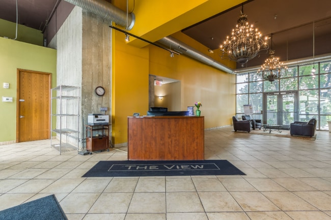 Photo - 600 Admiral Blvd Unidad 601