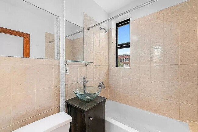 619 East 5th Street