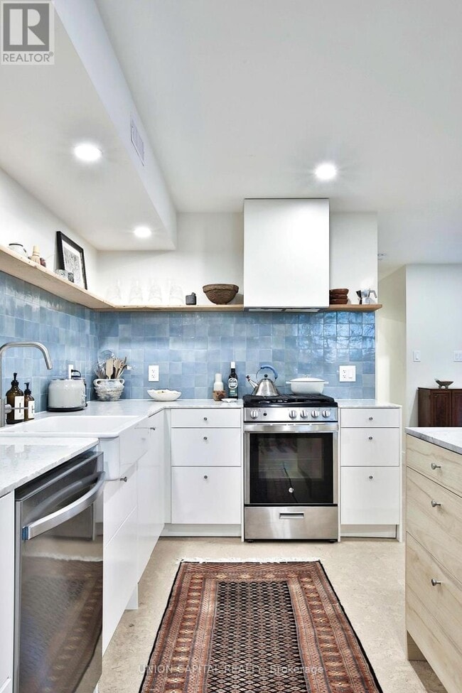 Photo - 278 Lisgar St