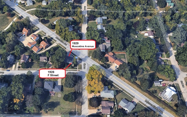 Photo - $1,400 | 3 Bedroom, 1 Bathroom Top Floor D...