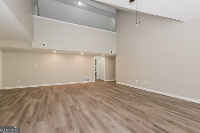 Photo - 2242 Marion Ln