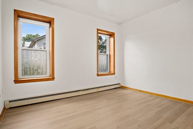 Photo - 62 Empire St Unidad 1