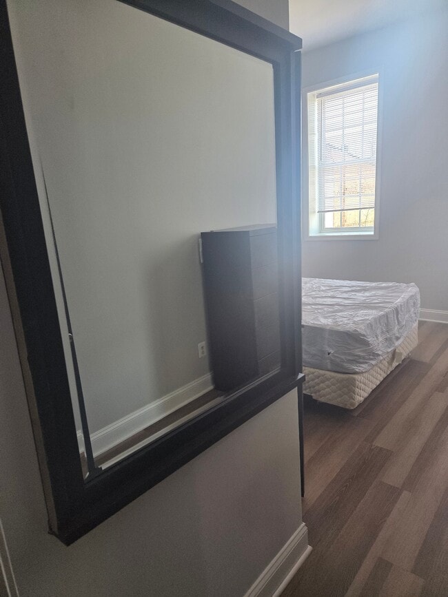 Photo - 825 N Fulton Ave