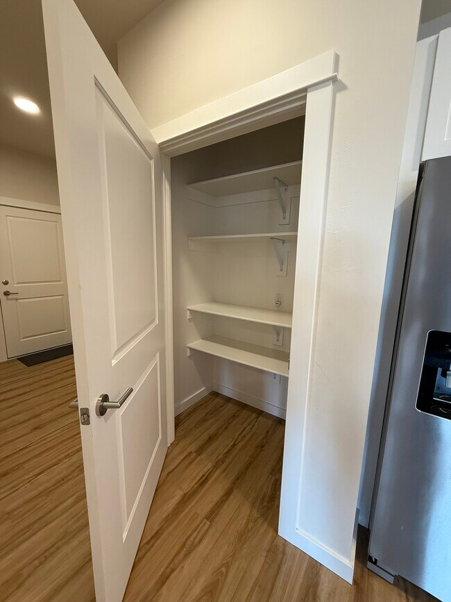 Photo - 2222C Willow Dr