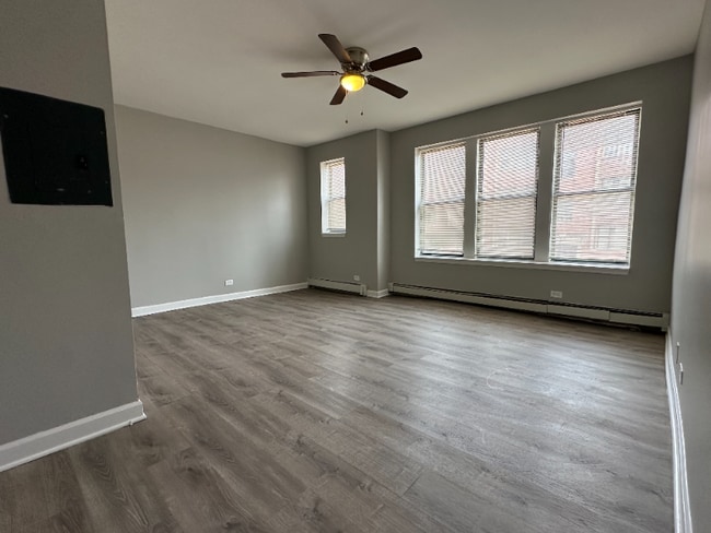 Photo - 52 N Parkside Ave Unidad 1