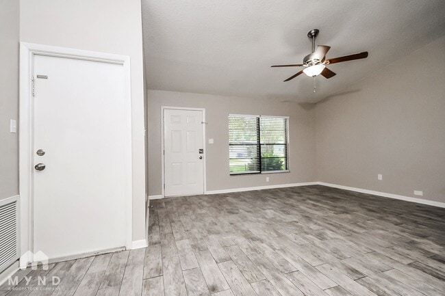 Photo - 509 Bryan Valley Ct