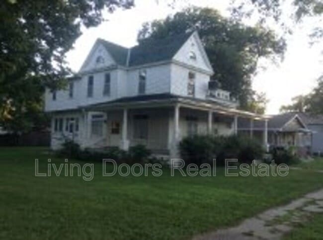 Building Photo - 15 Jackson Ave Unit Apt 2