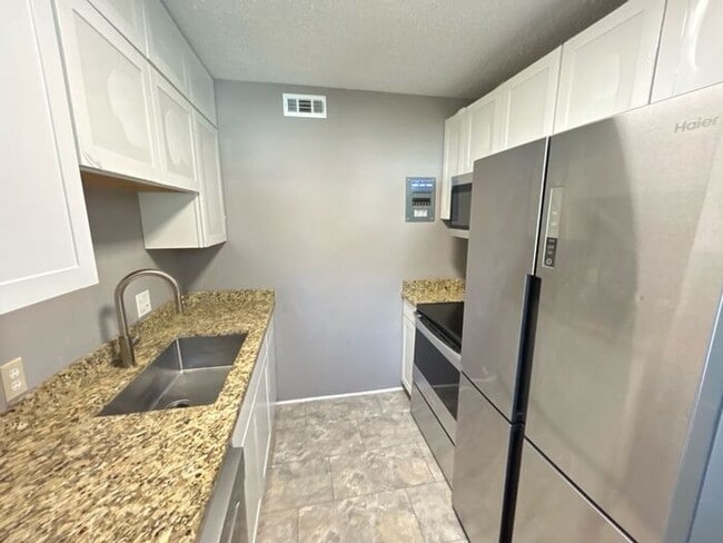 Photo - Hampton Hills Condo