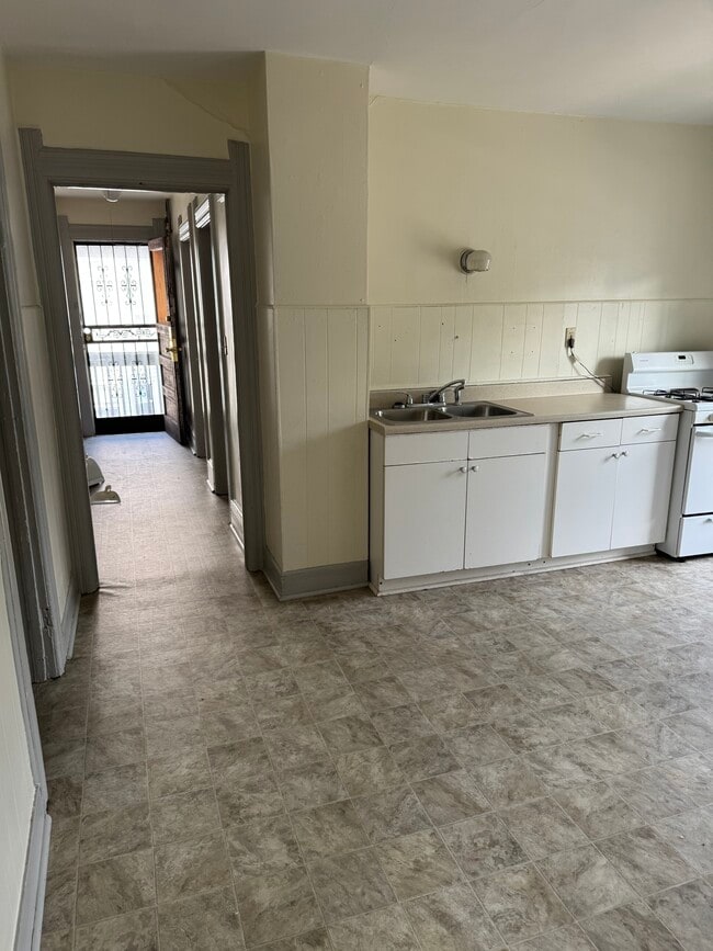 Photo - 2345 N Murray Ave Unit 1