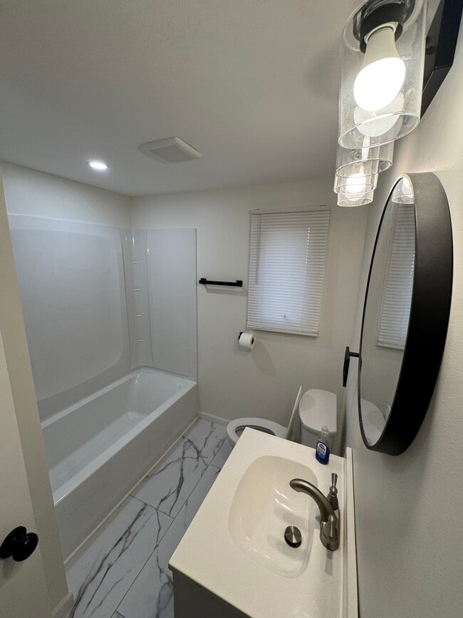 Photo - 40 Alburn Dr Unit 40 Alburn