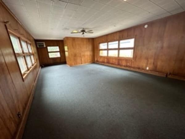 Photo - 360 University Ave