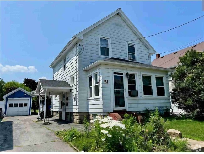 Building Photo - 51 Fleming St Unit front Rental