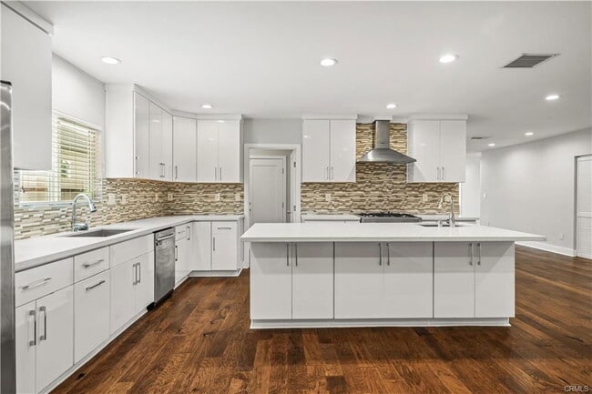 Photo - 17814 Rhoda St