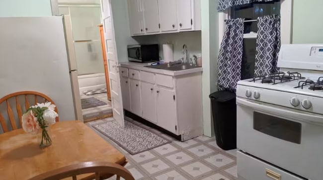 Photo - 150 12th St Unidad N