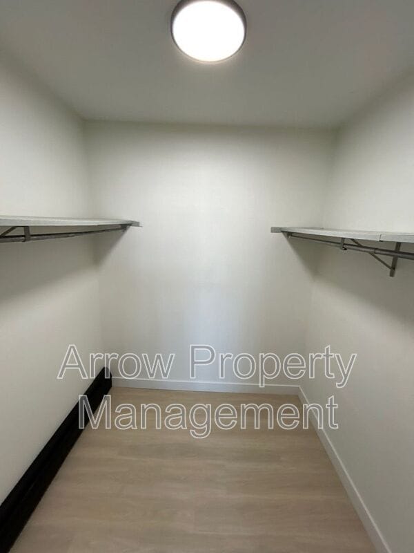 Photo - 215 E Arbor Ave