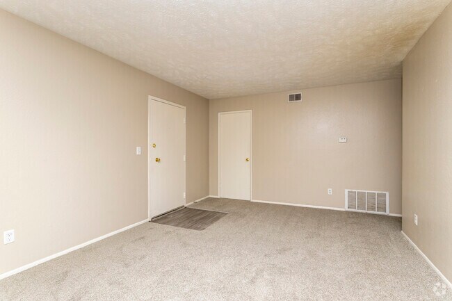 2HAB, 1,5BA - 900SF