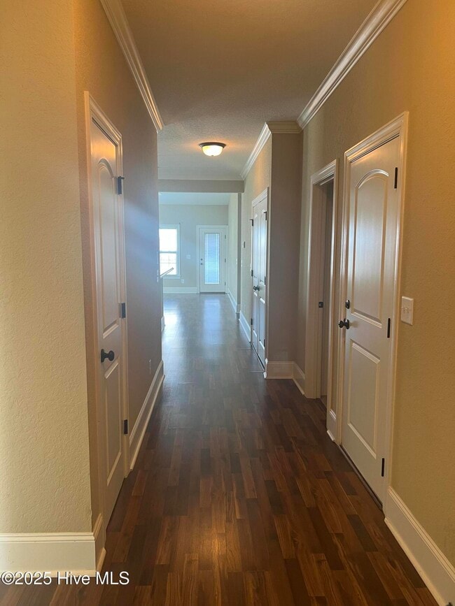 Photo - 1920 Leighton Dr