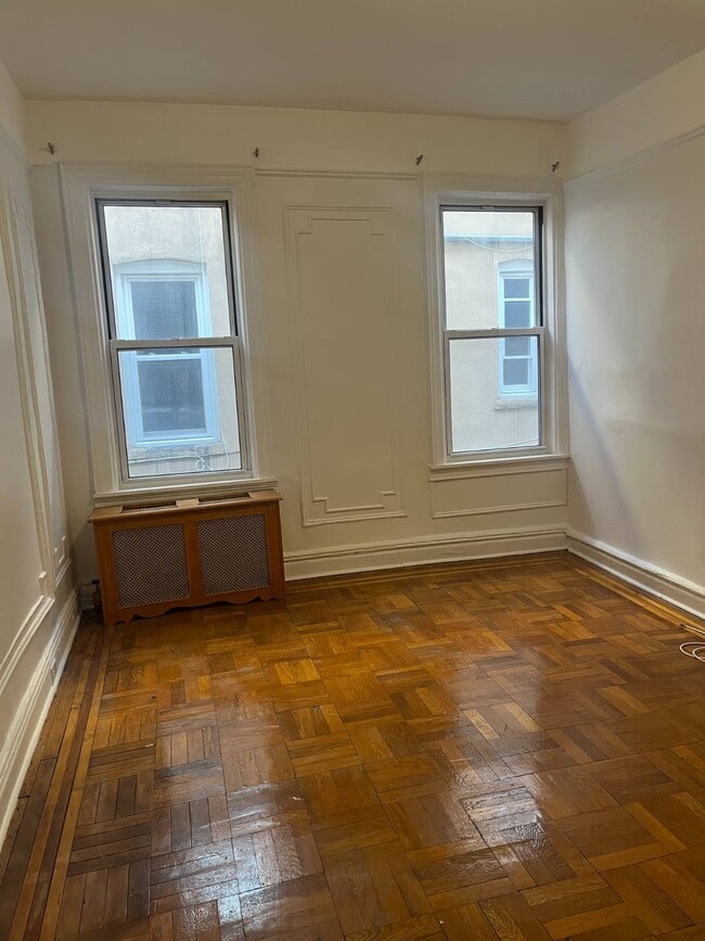 Photo - 1065 Grant Ave