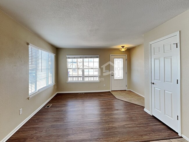 Photo - 6213 Westview Cir