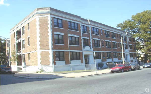 Photo - 97-99 Elm Hill Ave Apartments