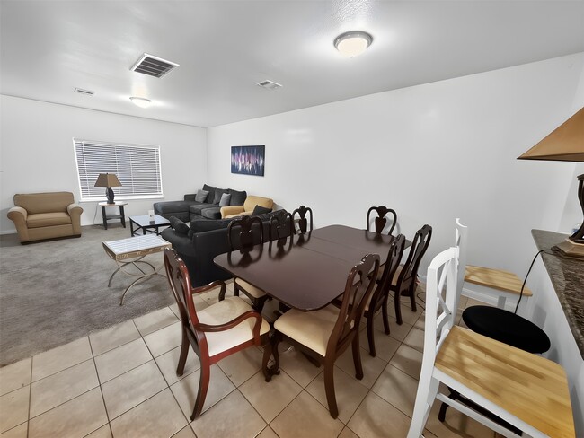 Photo - 5127 Oak Briar Ln